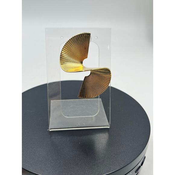 SHASHI 1974 Designer Modern Artfully Twisted Fan Gold Tone Earring * Single - Picture 2 of 6